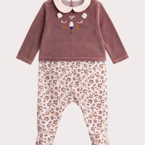 Grenouillere rose en velours pour bébé fille