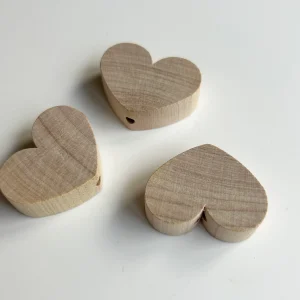Cœur en bois naturel - 30/20/10 mm (lot de 500pcs)