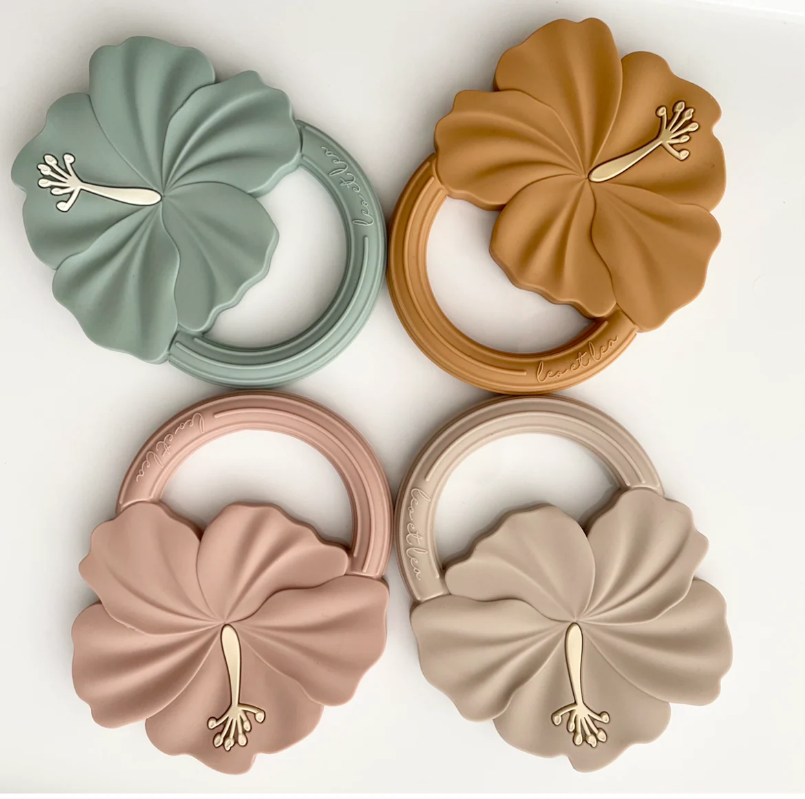 Hibiscus Teether, Sienna – Image 4