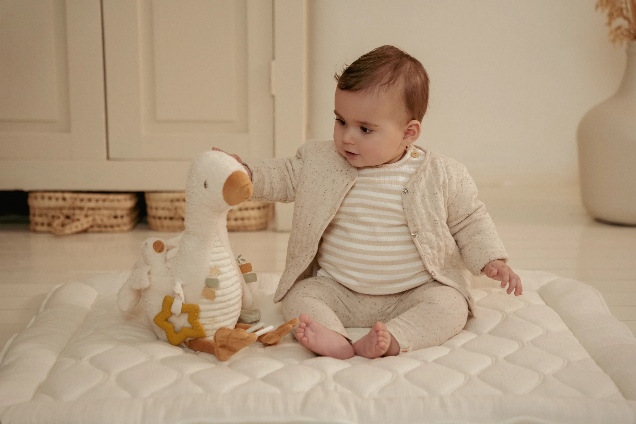 Peluche d'activités Oie - Newborn Naturals – Image 4