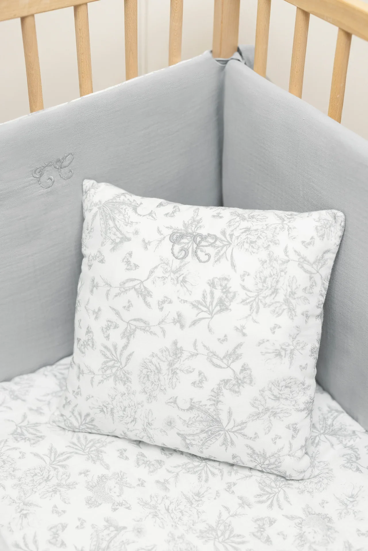 Tour de lit Toile de jouy gris Tartine et Chocolat – Image 5