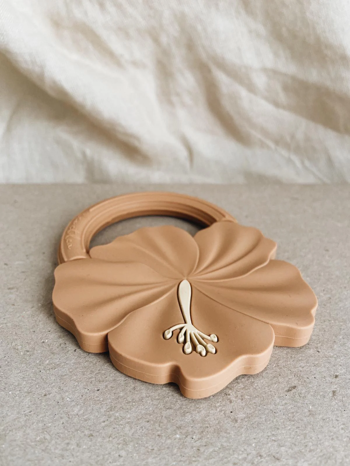 Hibiscus Teether, Sienna