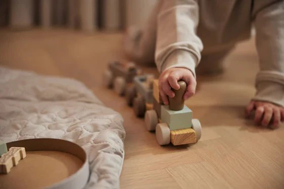 Train en bois - Ferme – Image 4